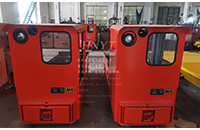 陜西CTY5噸礦用湘潭電機(jī)車發(fā)往上海