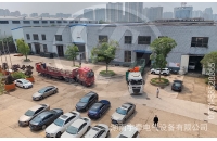 一批5噸湘潭蓄電池電機車由專車發(fā)往礦山